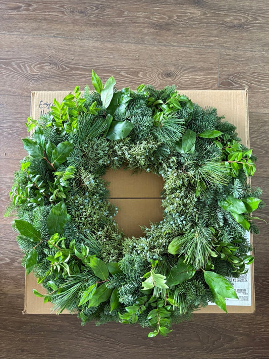 How to Unbox and Set Up a Fresh Wreath