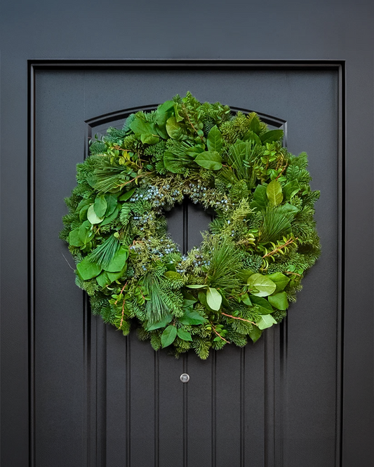 Evergreen Grandeur 26" Fresh Wreath