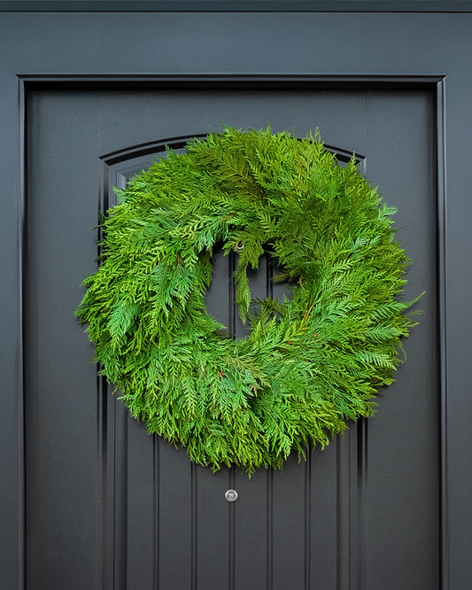 Winter Solstice 26" Fresh Cedar Wreath