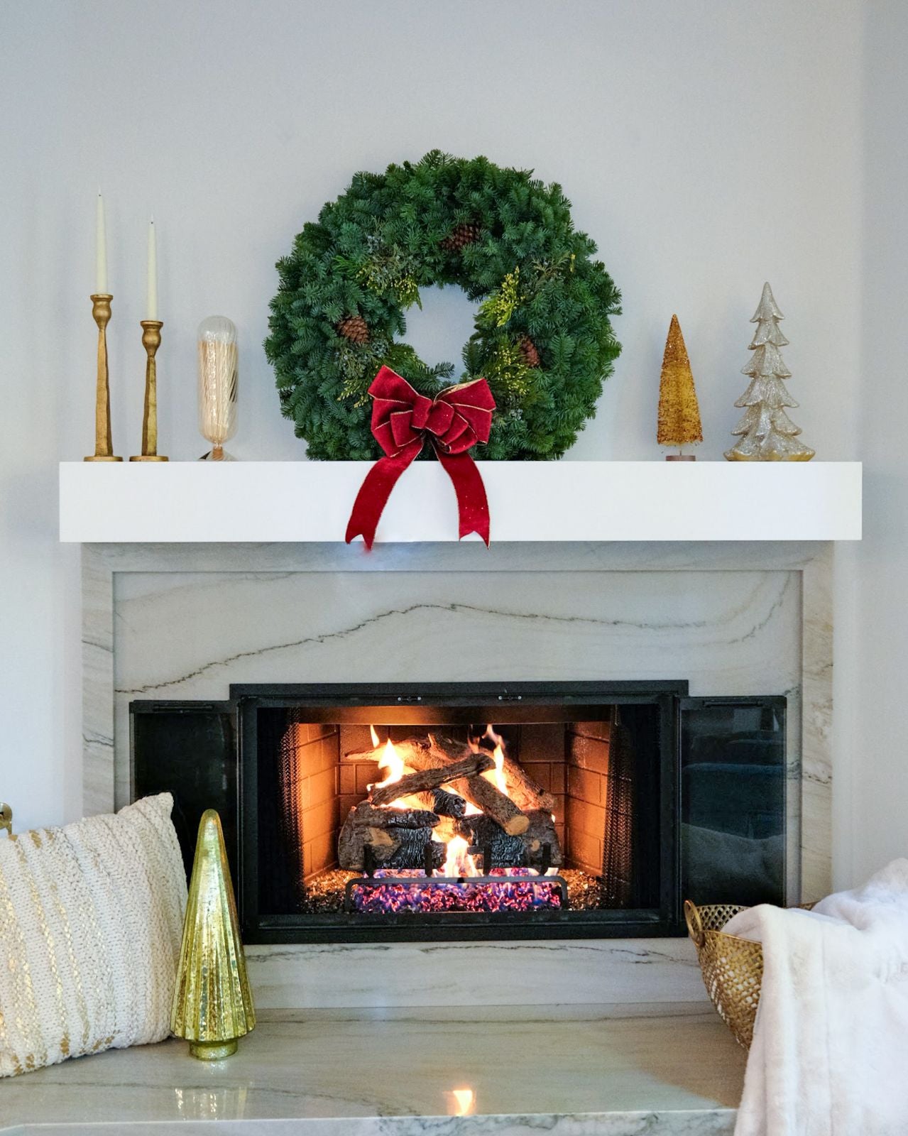 Yuletide Classic 26" Fresh Wreath